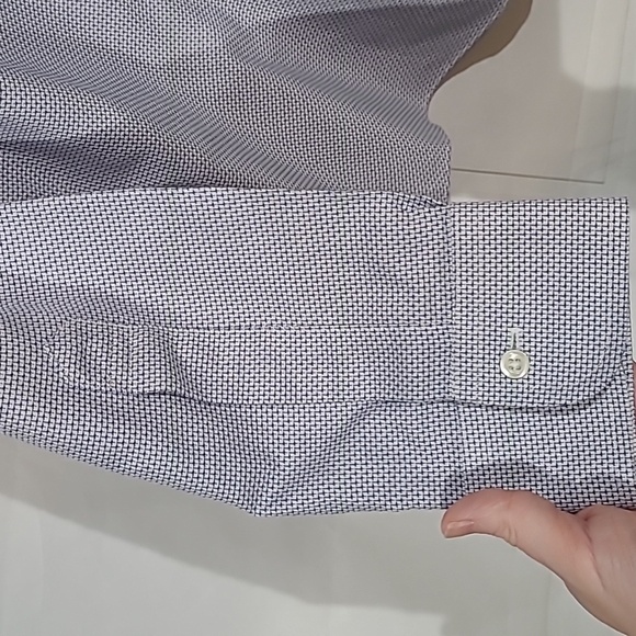 Brooks Brothers 15.5/34 Button Down Shirt Blue Mini Houndstooth Cotton Non Iron - Picture 6 of 9